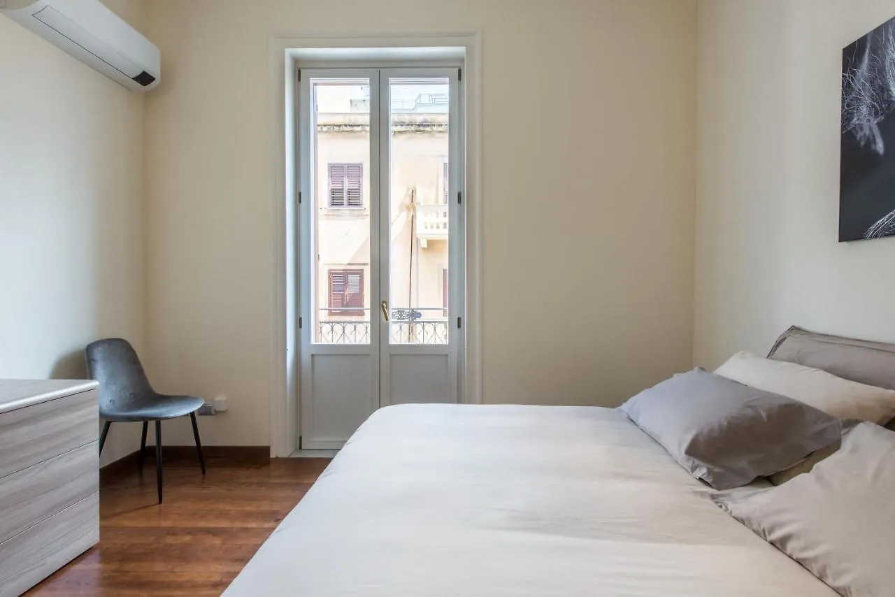 Anna'S Luxury Apartment Palermo Italien